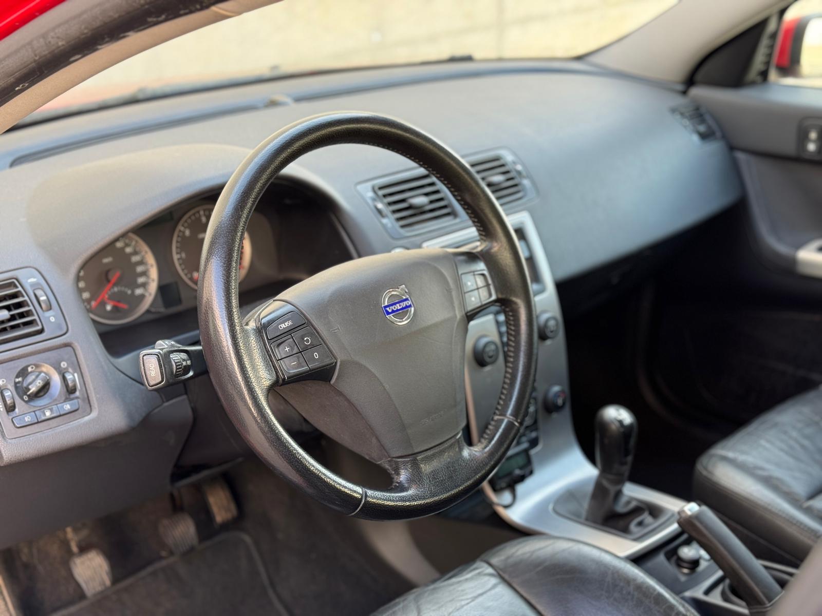 
								VOLVO V50 2.0 DIÉSEL 136CV – IMPECABLE full									