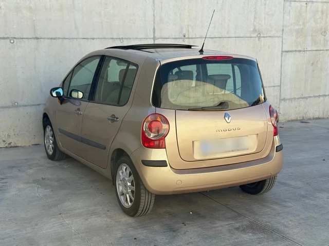 
								Renault Modus full									