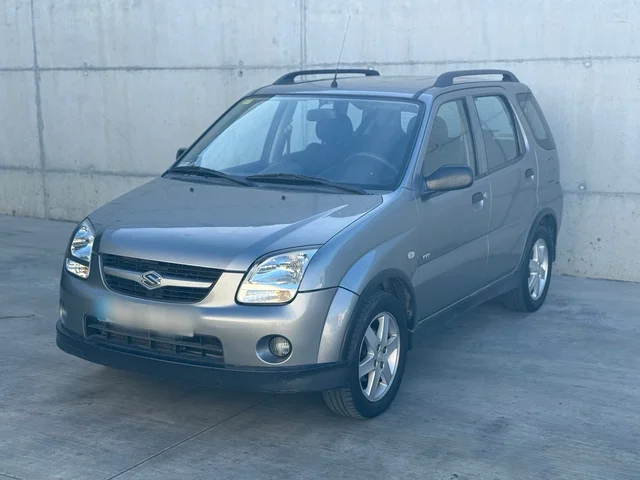 
								SUZUKI IGNIS 2007 / 1.5 4X4 99 CV/ 5 PLAZAS / MEJOR PRECIO EN VIC full									