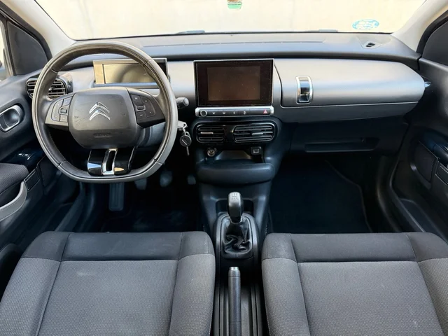 
								Citroën C4 CACTUS 2016 full									