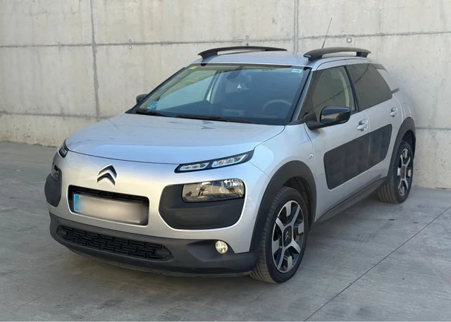 
								Citroën C4 CACTUS 2016 full									