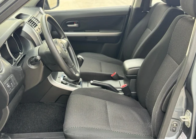 
								SUZUKI VITARA 2007/ 2.0JLX 140CV 4X4 / MEJOR PRECIO EN VIC full									