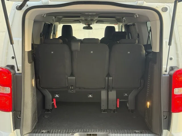 
								Toyota Proace 2022 diésel 145CV – 8 plazas – coche segunda mano en Vic full									