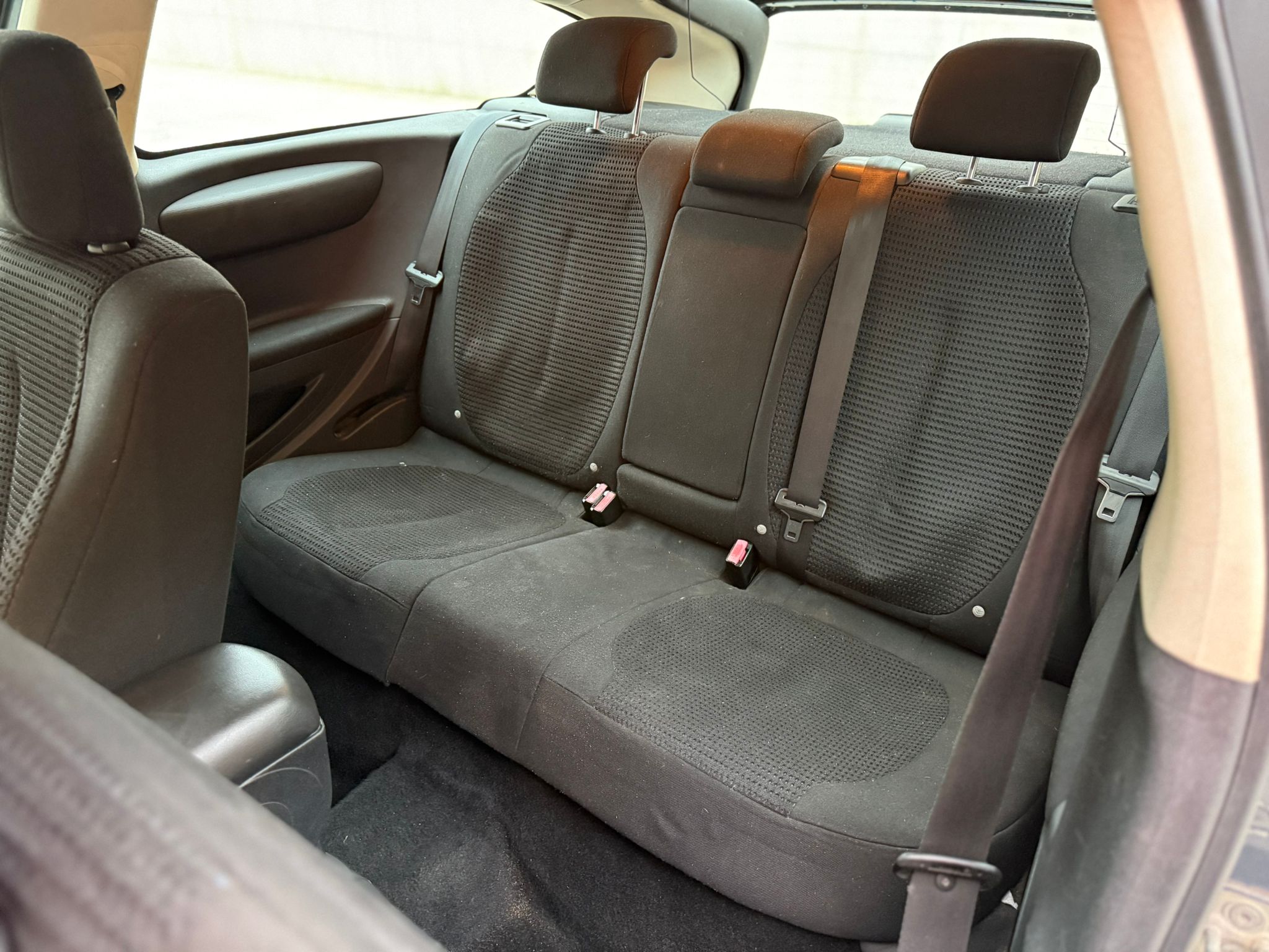 
								CITROËN C4 2007 full									